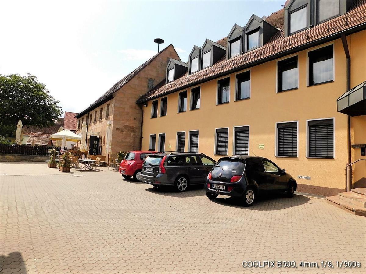 Gasthof Landhotel Grüner Baum Cadolzburg Exterior foto